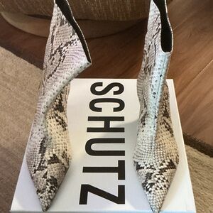 SCHUTZ Snake-Print Pointed Toe Ankle Boots in Neutral Tones